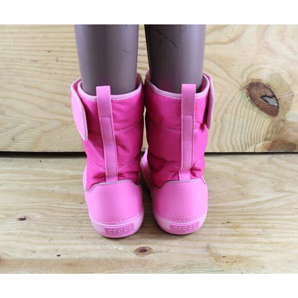 New Crocs Boots Womens 7 Pink Lodgepoint Snow Mid Calf Boot J5 - Picture 3 of 8